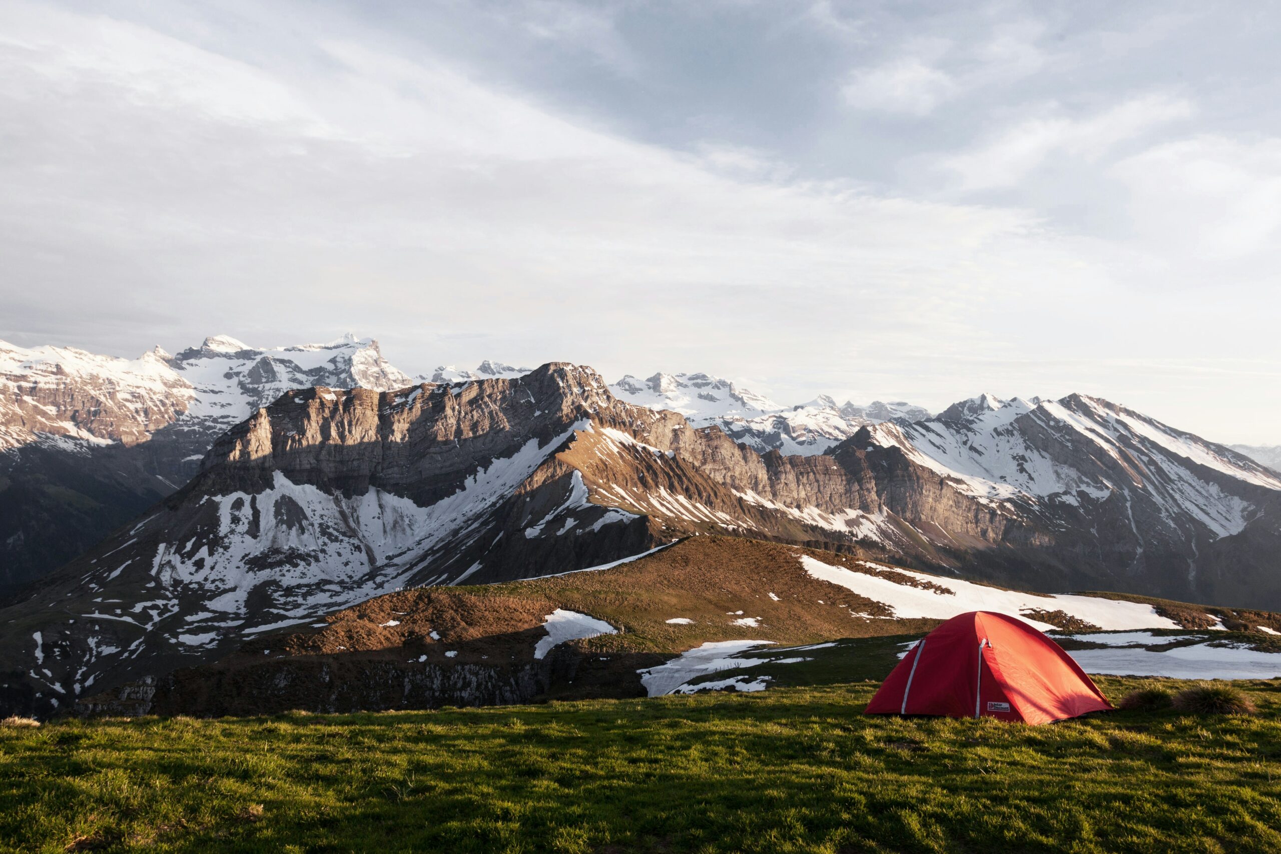 Best Camping Tent Features for Cold Weather, What to Look For Before You Buy